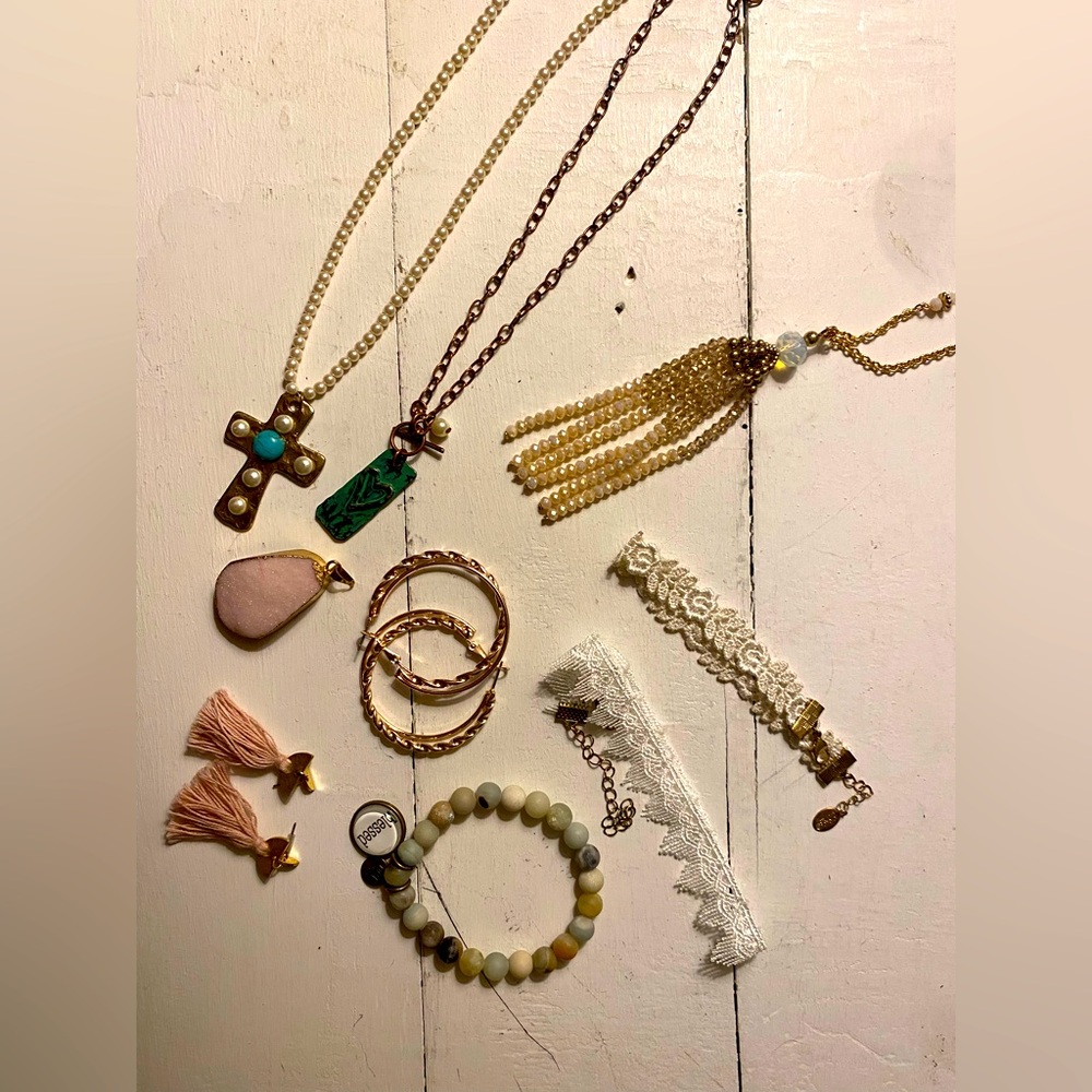 Womens jewelry